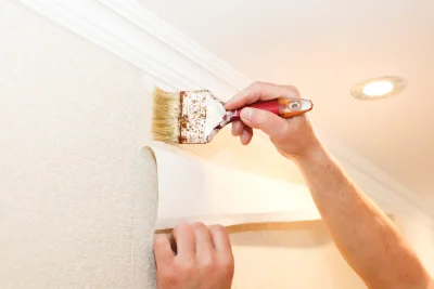 Pose de papier peint à Merlines — revêtements muraux et toiles de verre